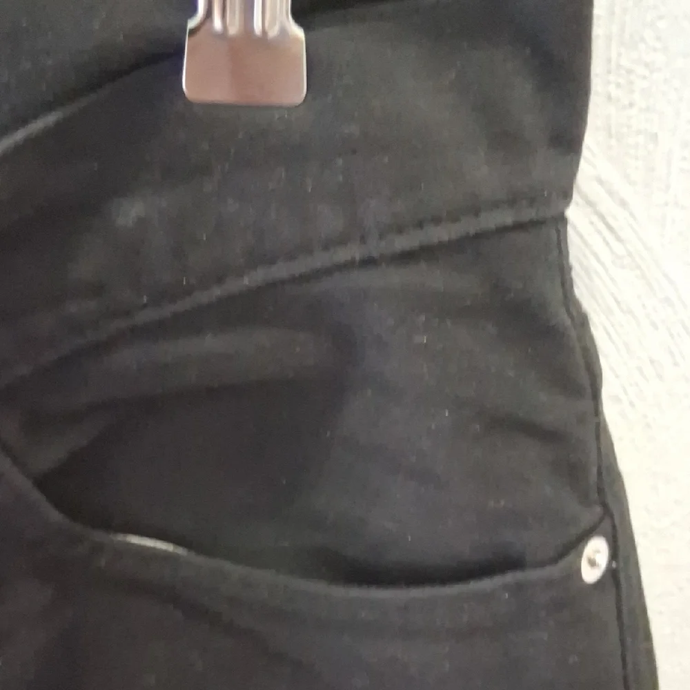 D&G Black Women's Cargo Jeans - Picture 4 of 11